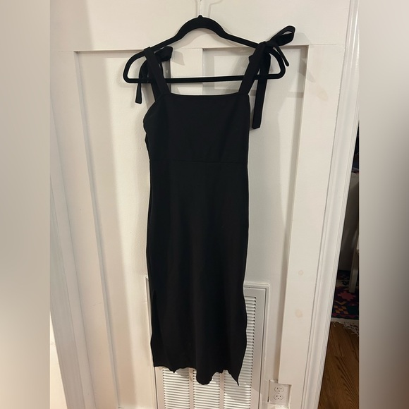 PRIVACY PLEASE Athens Midi Dress in Black - Picture 2 of 5